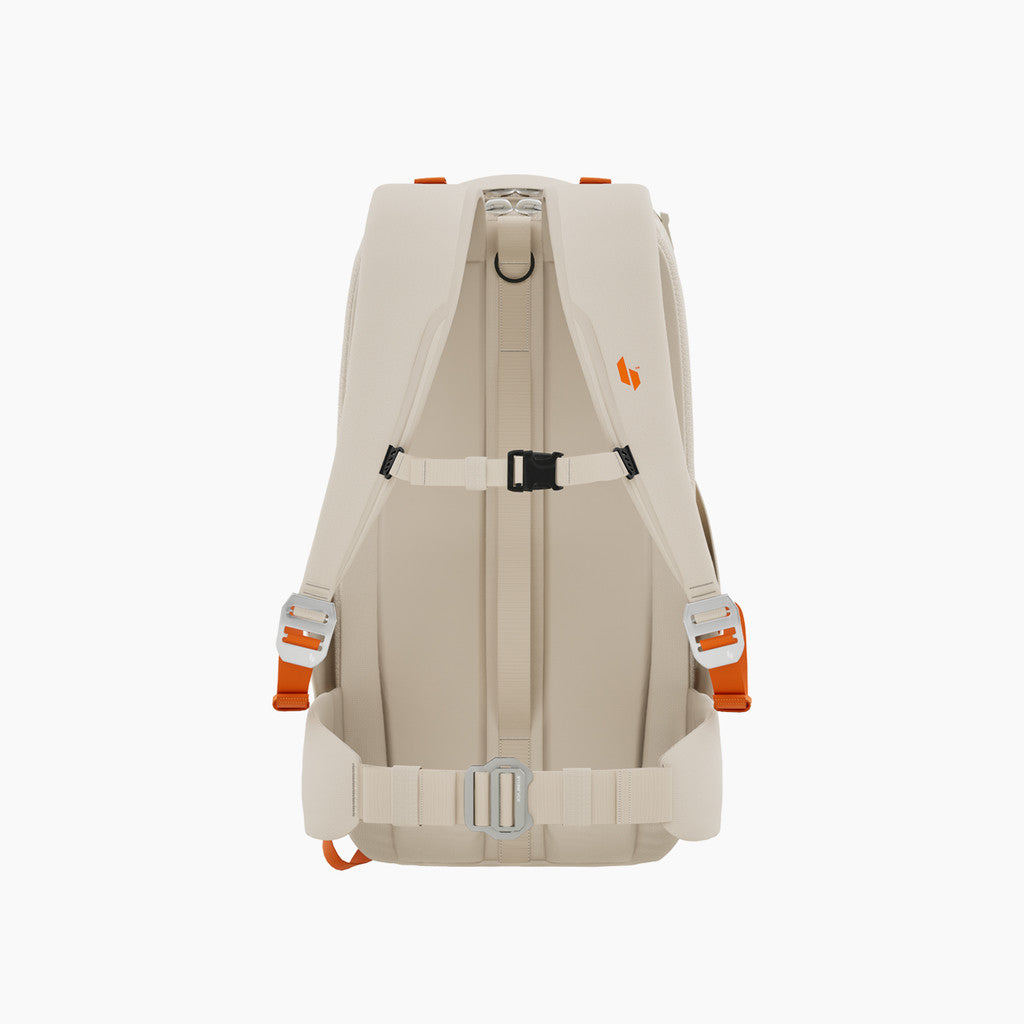 18L Extreme Adventure Backpack 7.0 / Desert White