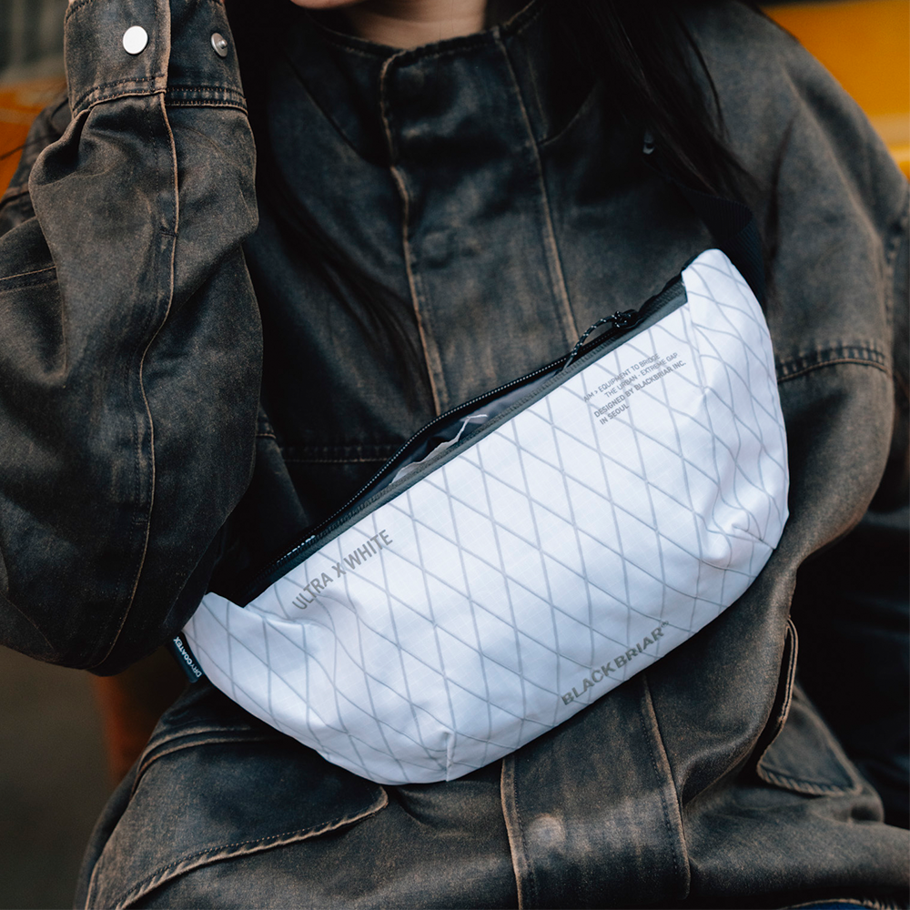 CONTAIN X WAIST BAG 1L / Ultra X white