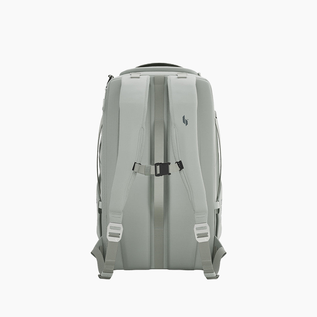35L Extreme Travel Backpack 7.0 / Cactus Gray