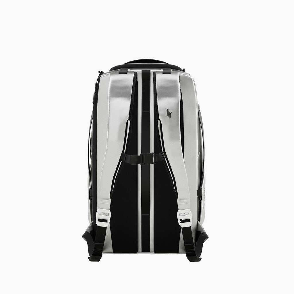 35L Extreme Travel Backpack 7.0 / Cyber Metal