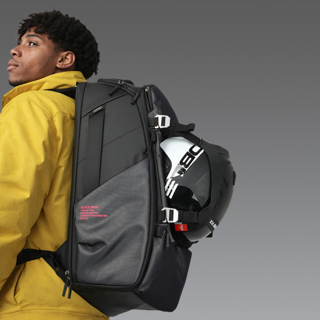 35L Extreme Travel Backpack 7.0 PRO / Reflective Black