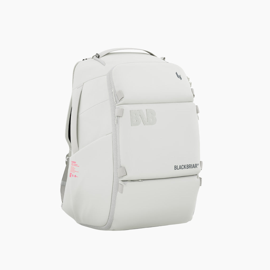 65L CONTAIN X BACKPACK / Luna Gray