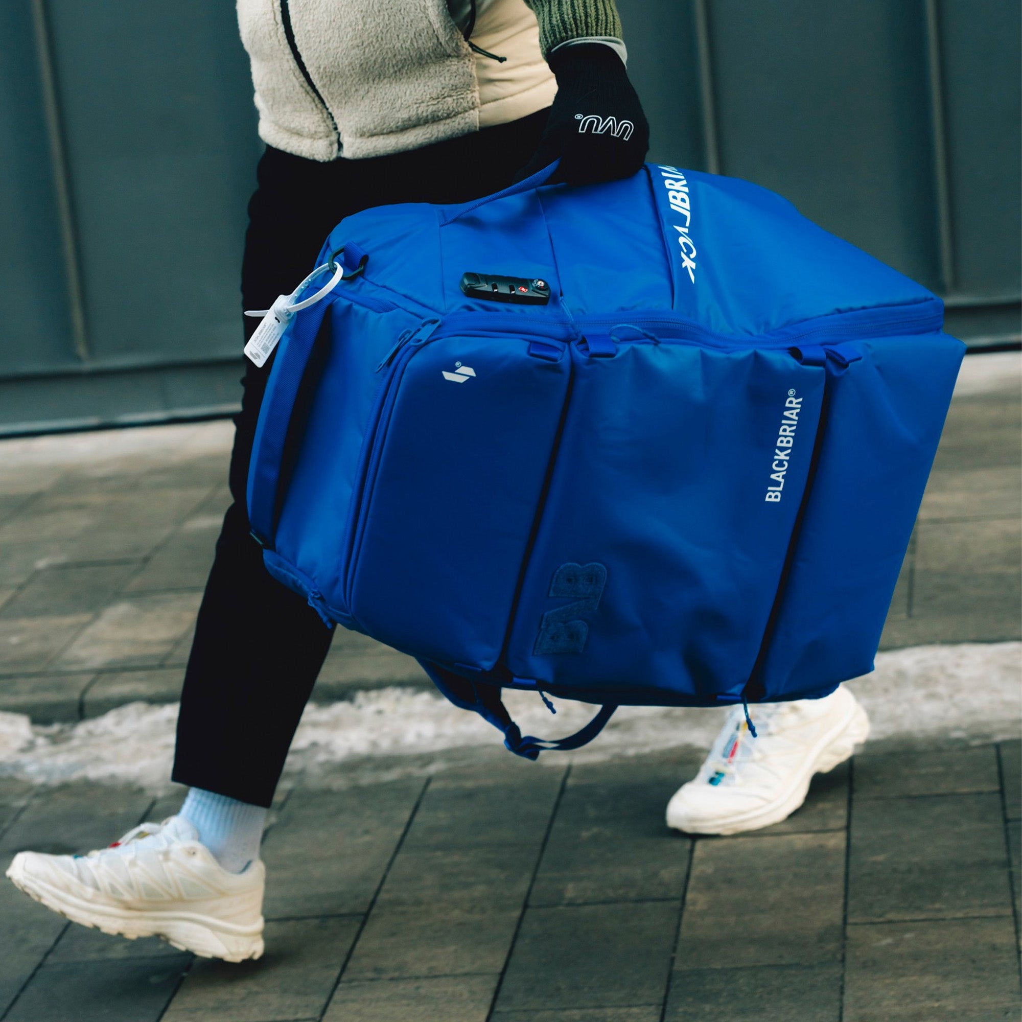 65L CONTAIN X バックパック / バイタリティブルー