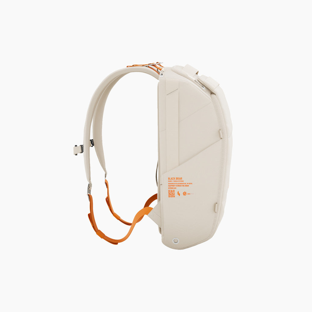 15L Range Urban Backpack 1.0 / Desert White