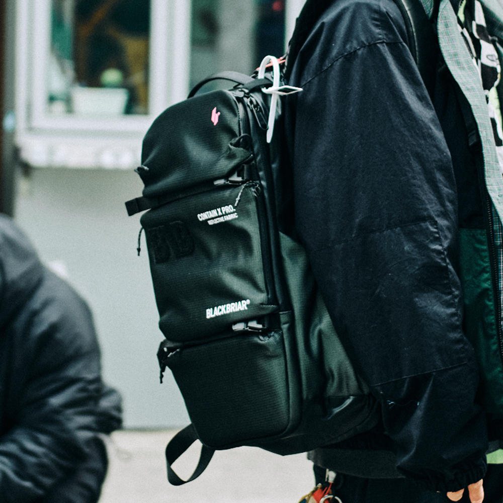 18L CONTAIN X BACKPACK / Pro. Reflective Black