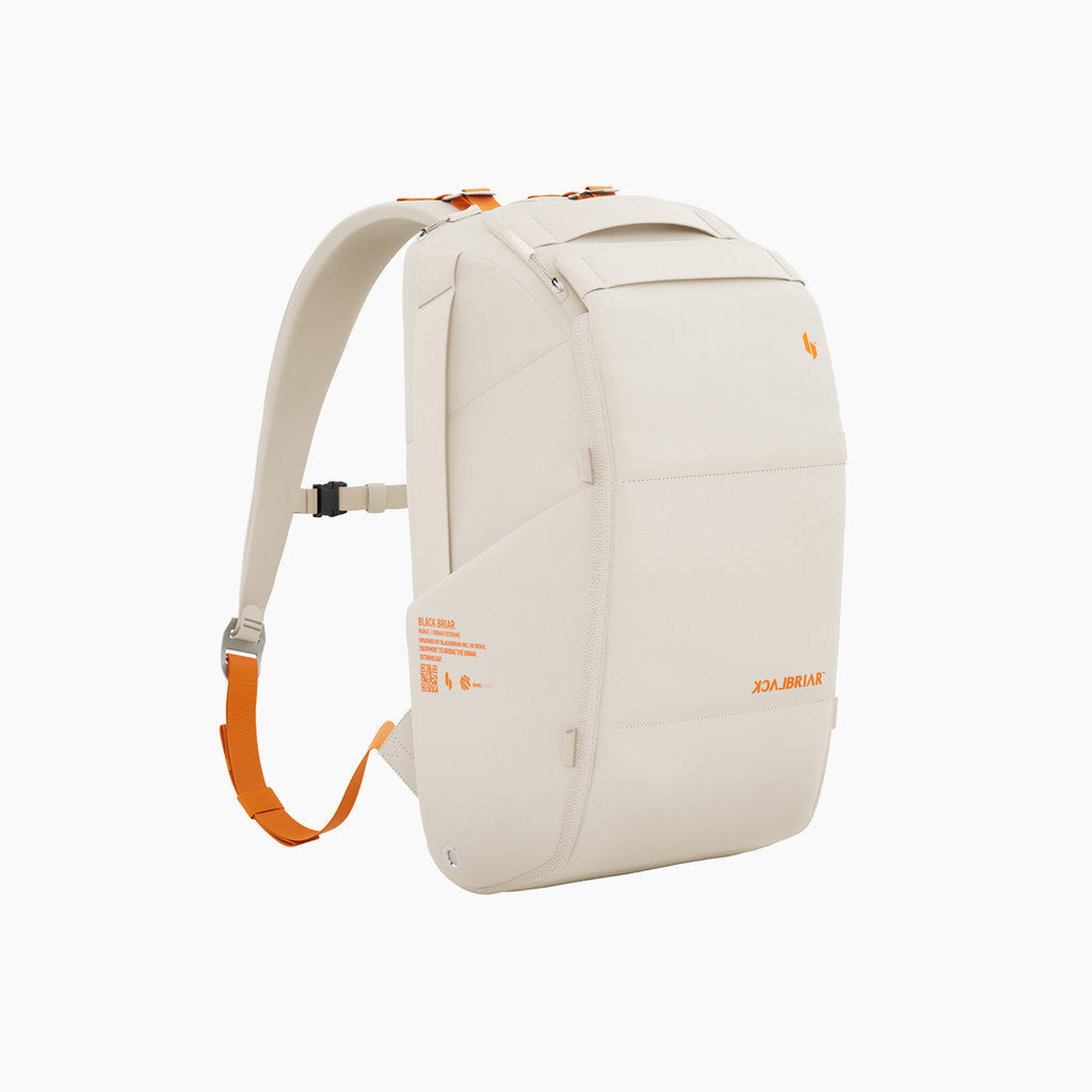 25L Range Urban Backpack 1.0 / Desert White