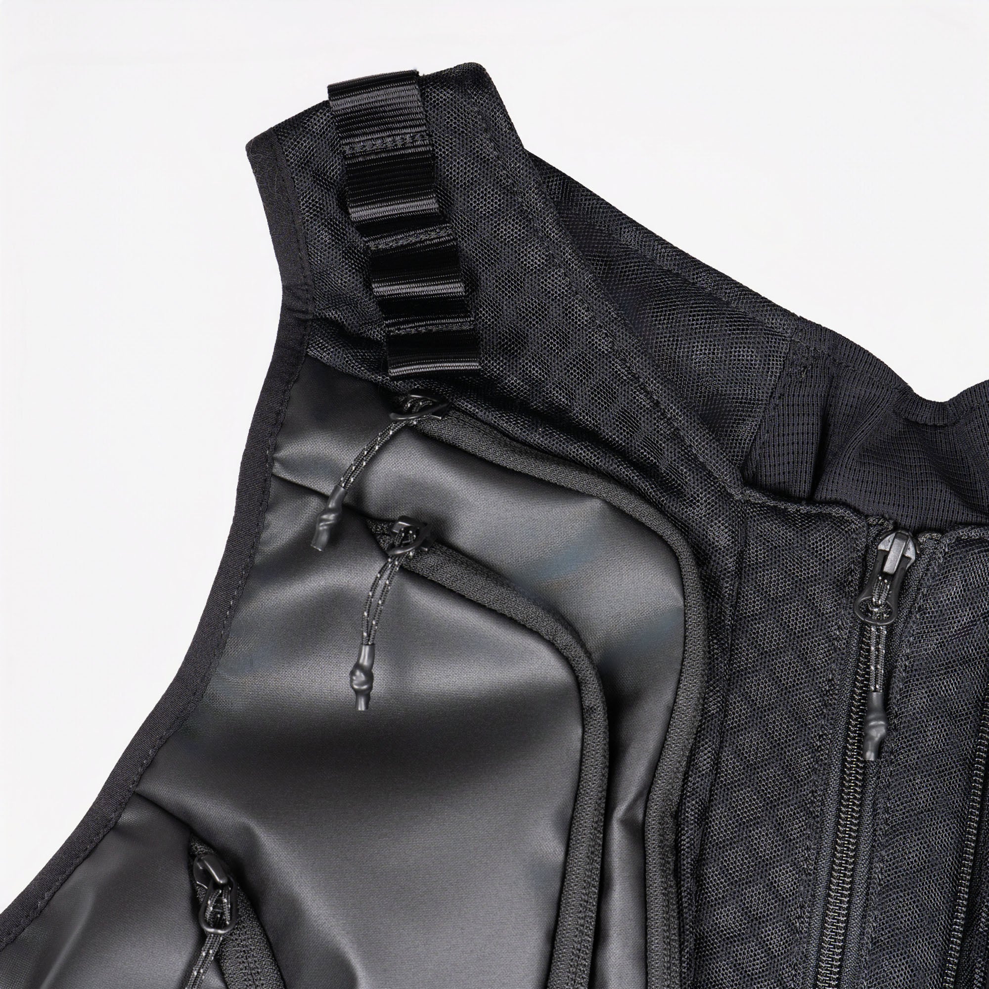 MULTI VEST X  / Ashy Black