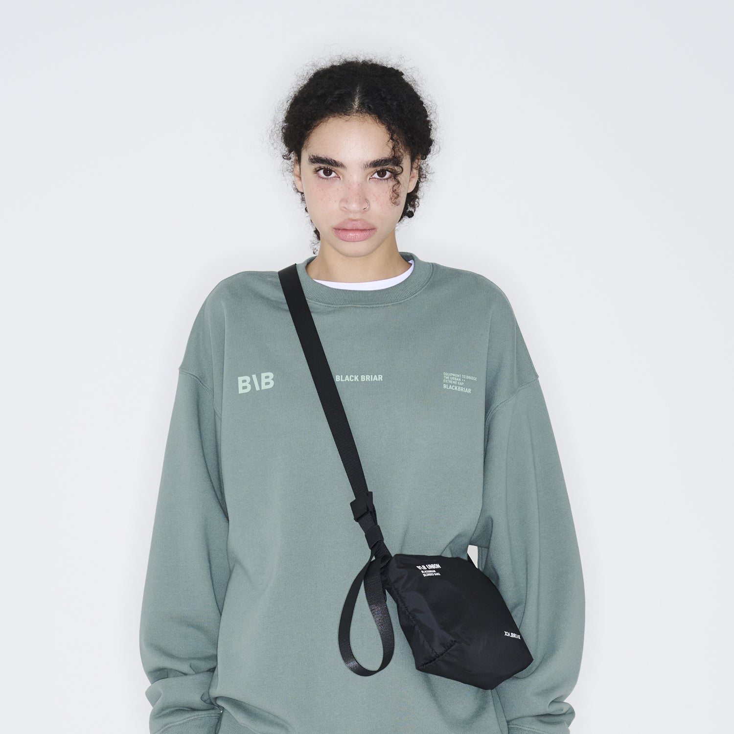Light Cross Bag S / Ashy Black