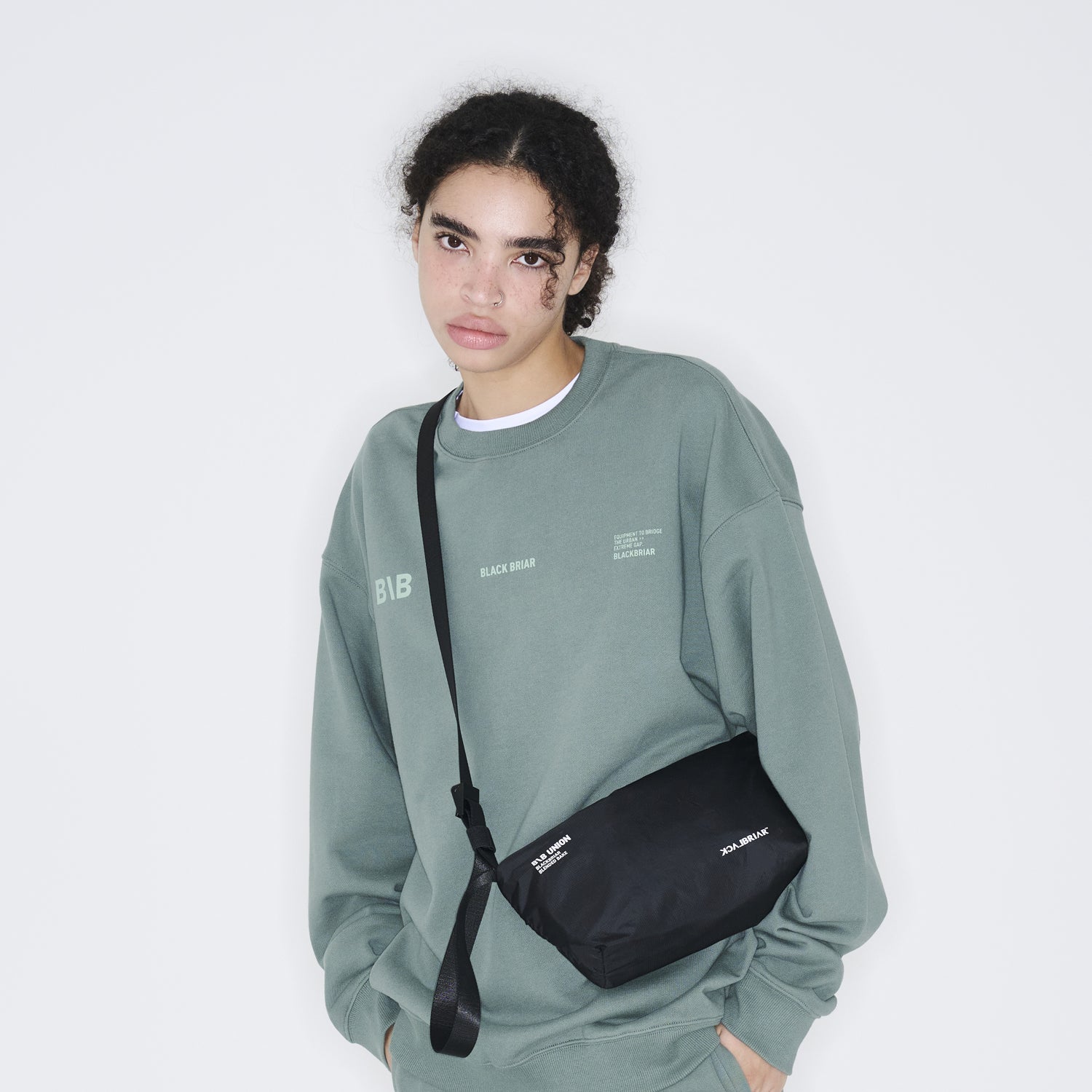 Light Cross Bag S / Ashy Black