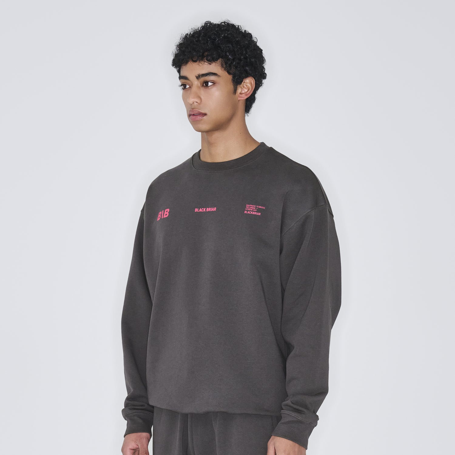 B\B Sweatshirt / Charcoal / M (M - 2XL)