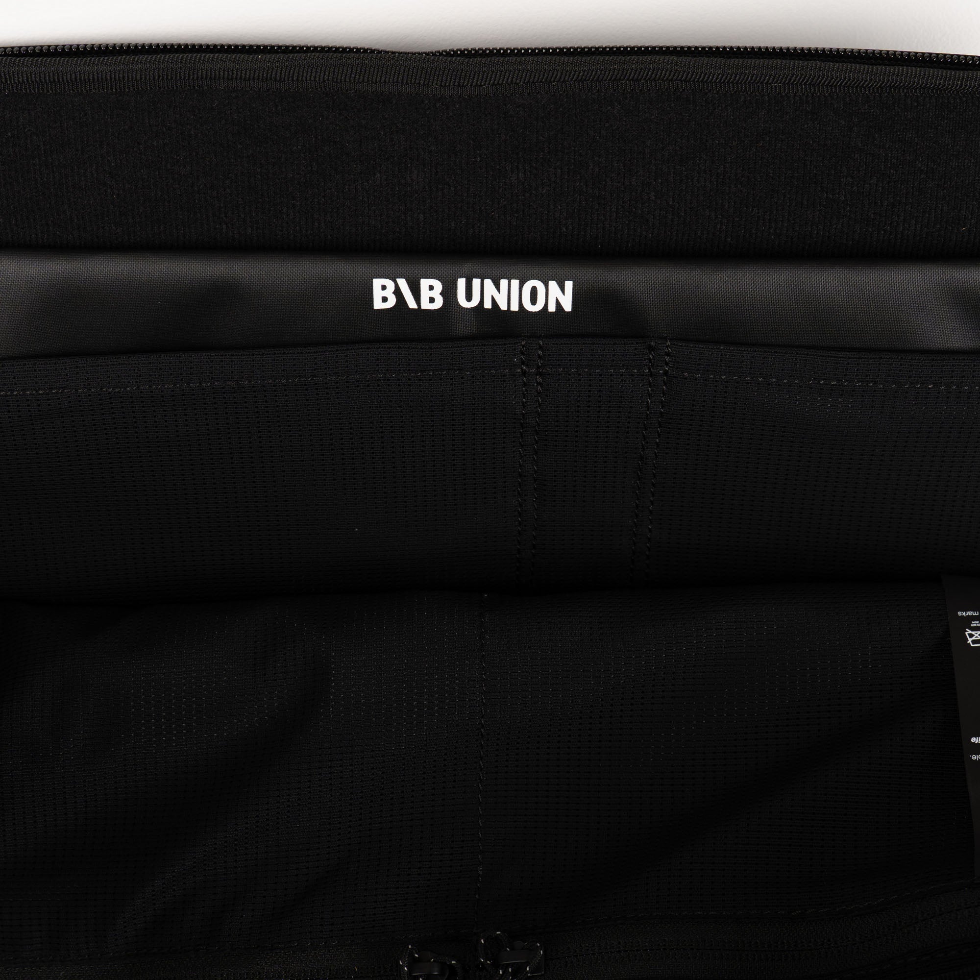 LAPTOP SLEEVE (M-L) / Ashy Black