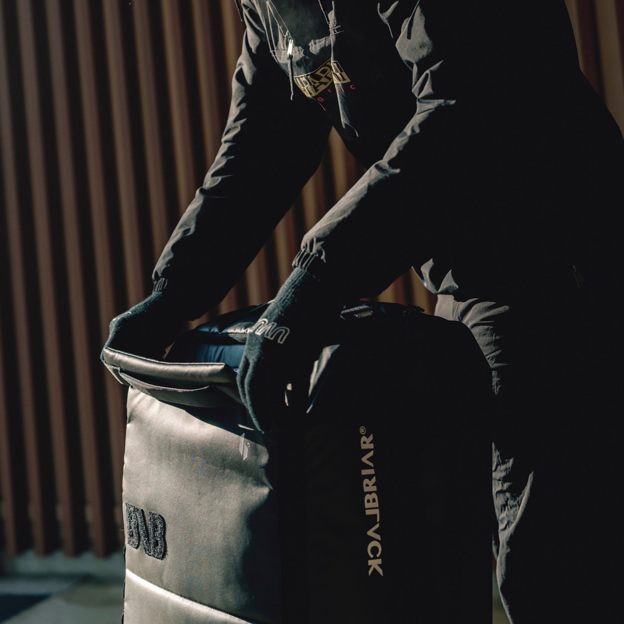 RANGE WHEEL X LUGGAGE 100L / Ashy Black